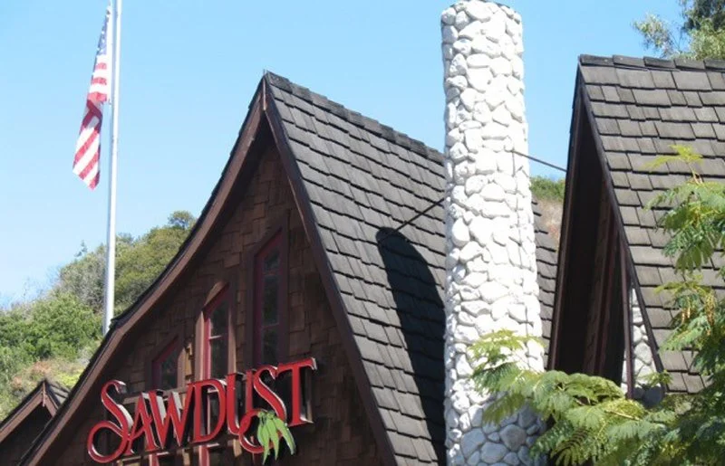 Sawdust Art Festival Facade with CEDUR Shiloh roof