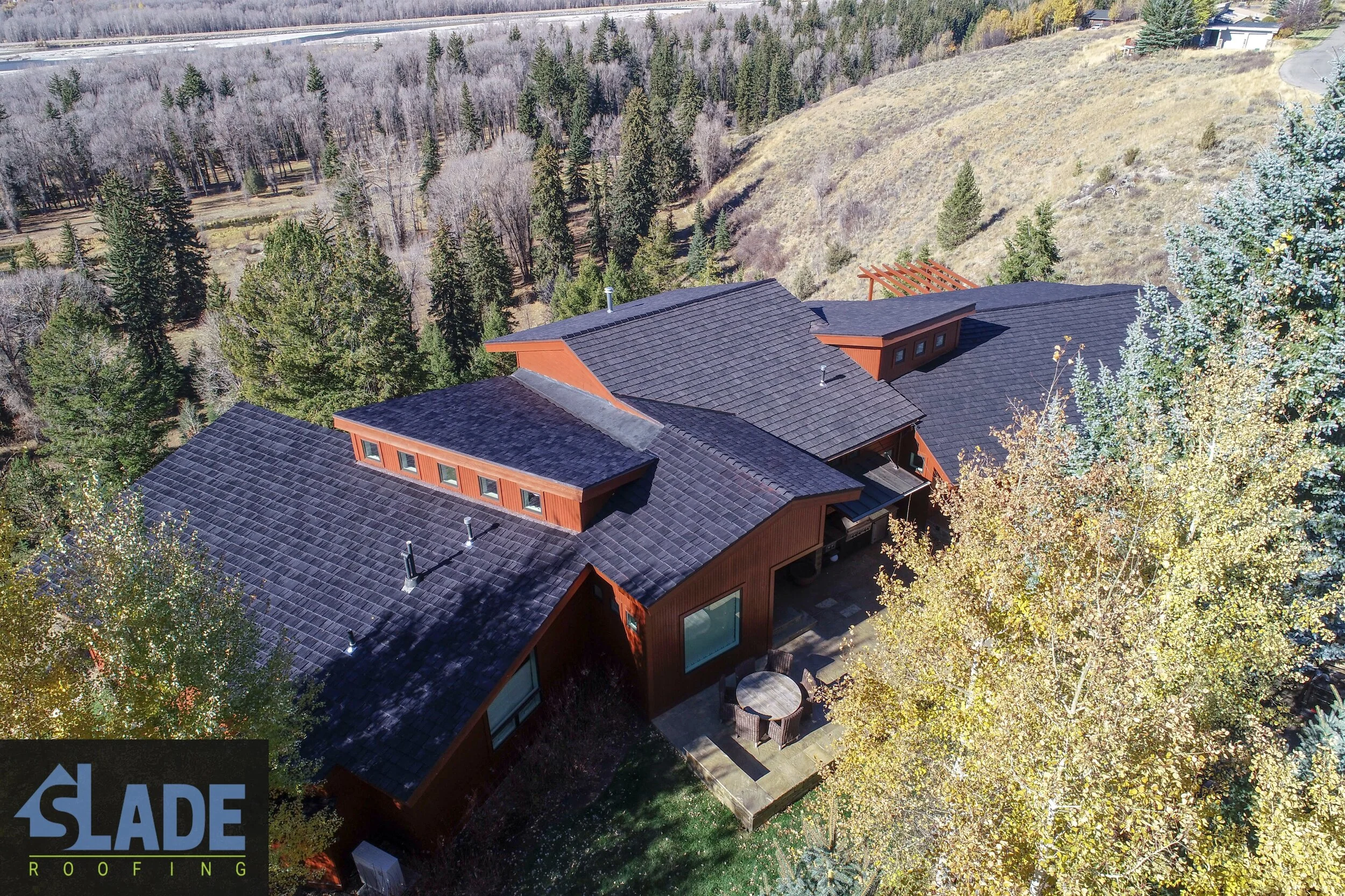 Aerial photo of CEDUR wood shake roof.