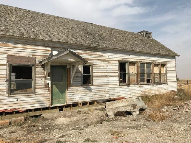 East Farmington Schoolhouse in Montana Historical Project