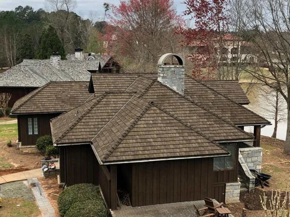 Tan and brown roof on Georgia home with rustic flair