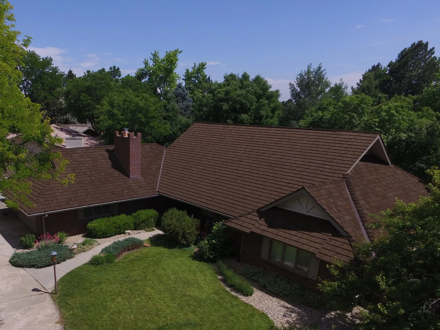 Synthetic Cedar Shake Walden Roof